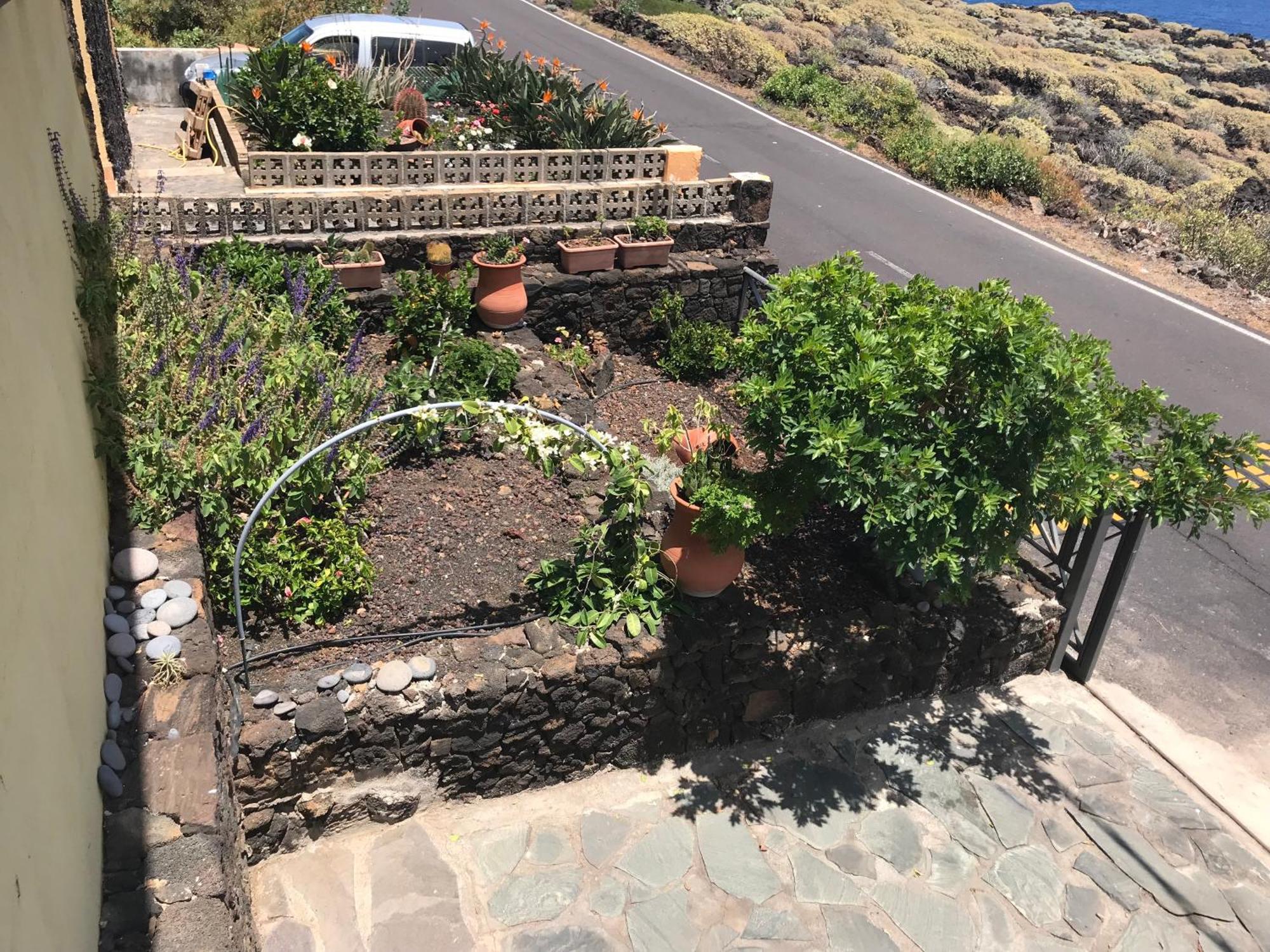 Casa Con Vistas * La Caleta (El Hierro)