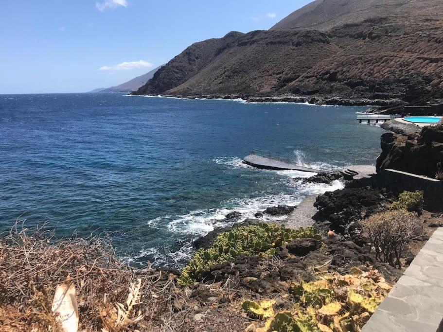 Casa Con Vistas * La Caleta (El Hierro)